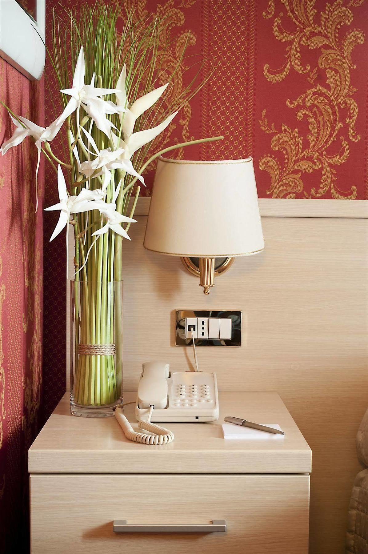 B&B Prestige Rome Bagian luar foto