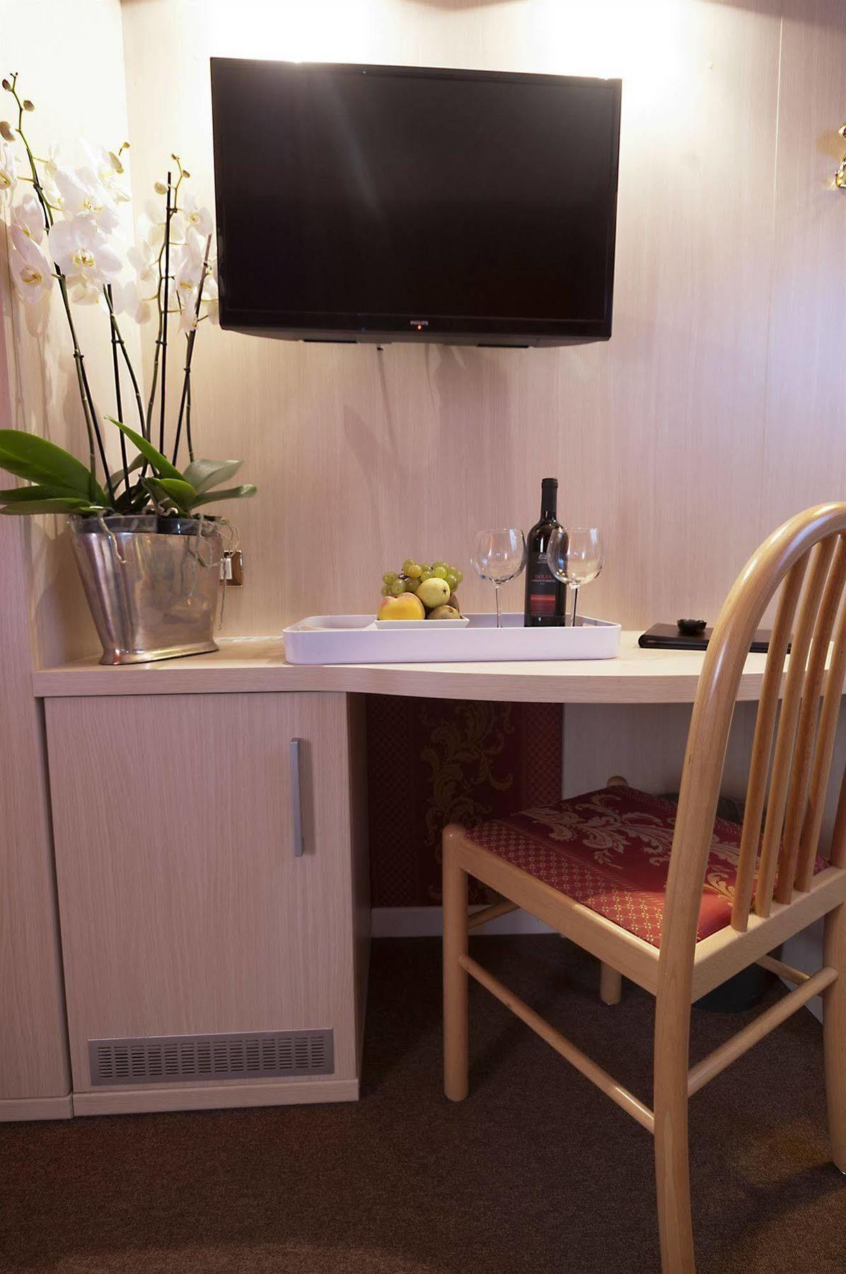 B&B Prestige Rome Bagian luar foto